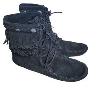 Minnetonka Double Fringe Suede Trapper Ankle Boots